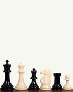 pièces d'échecs en bois 